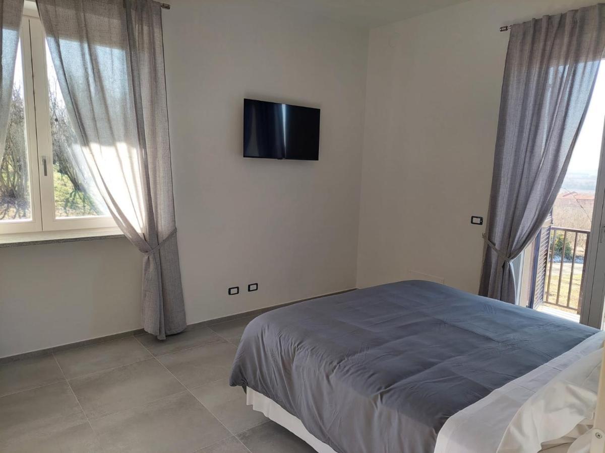 La Casa In Rivalta Villa Verduno Екстериор снимка
