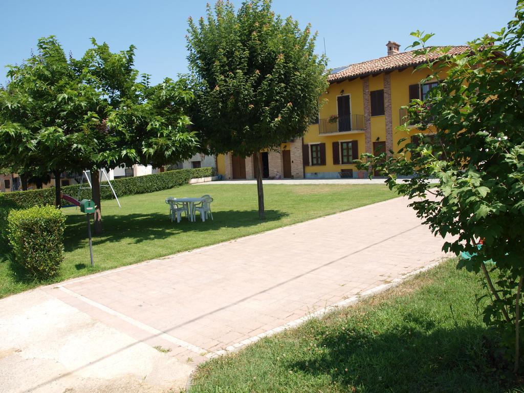 La Casa In Rivalta Villa Verduno Екстериор снимка