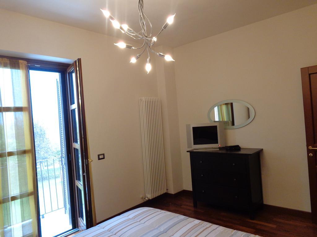 La Casa In Rivalta Villa Verduno Стая снимка